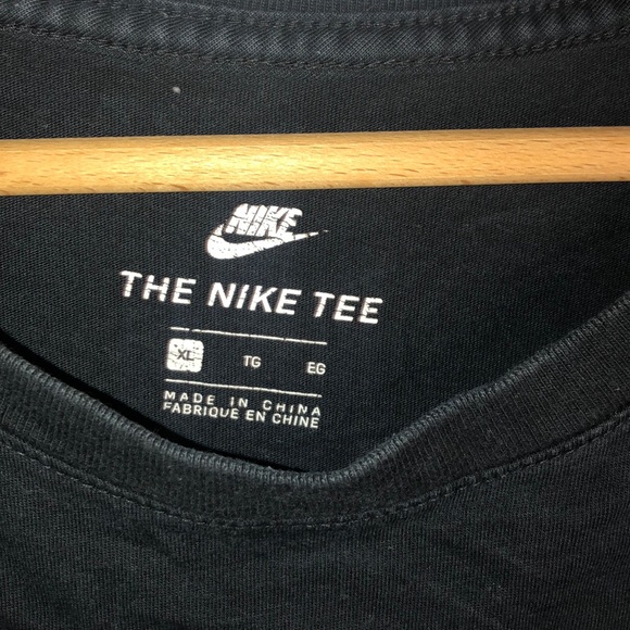 ✨Nike Just Do It T-Shirt - Picture 4 of 4